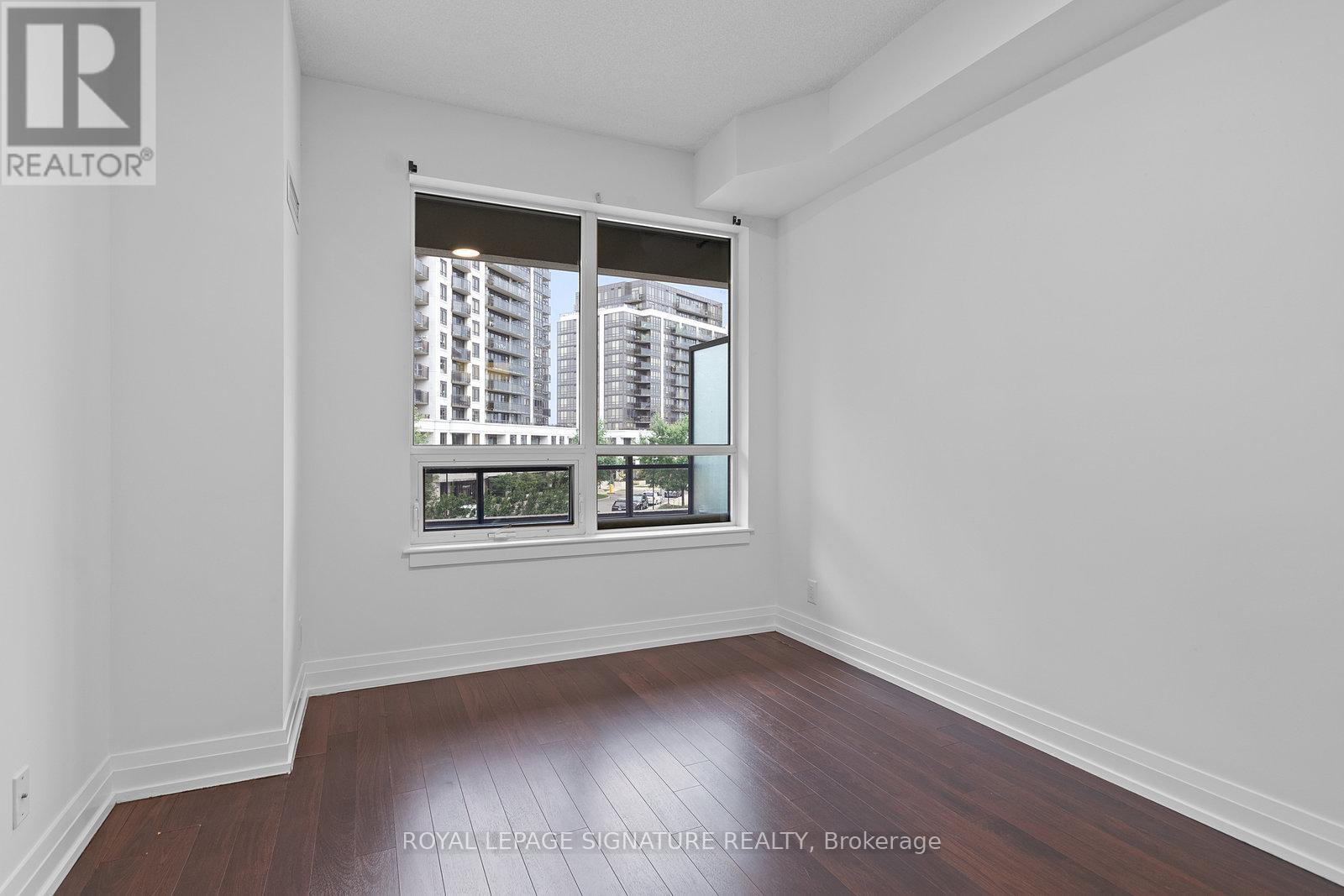 Photo 10 of 303 1060 Sheppard Avenue W, Toronto ON