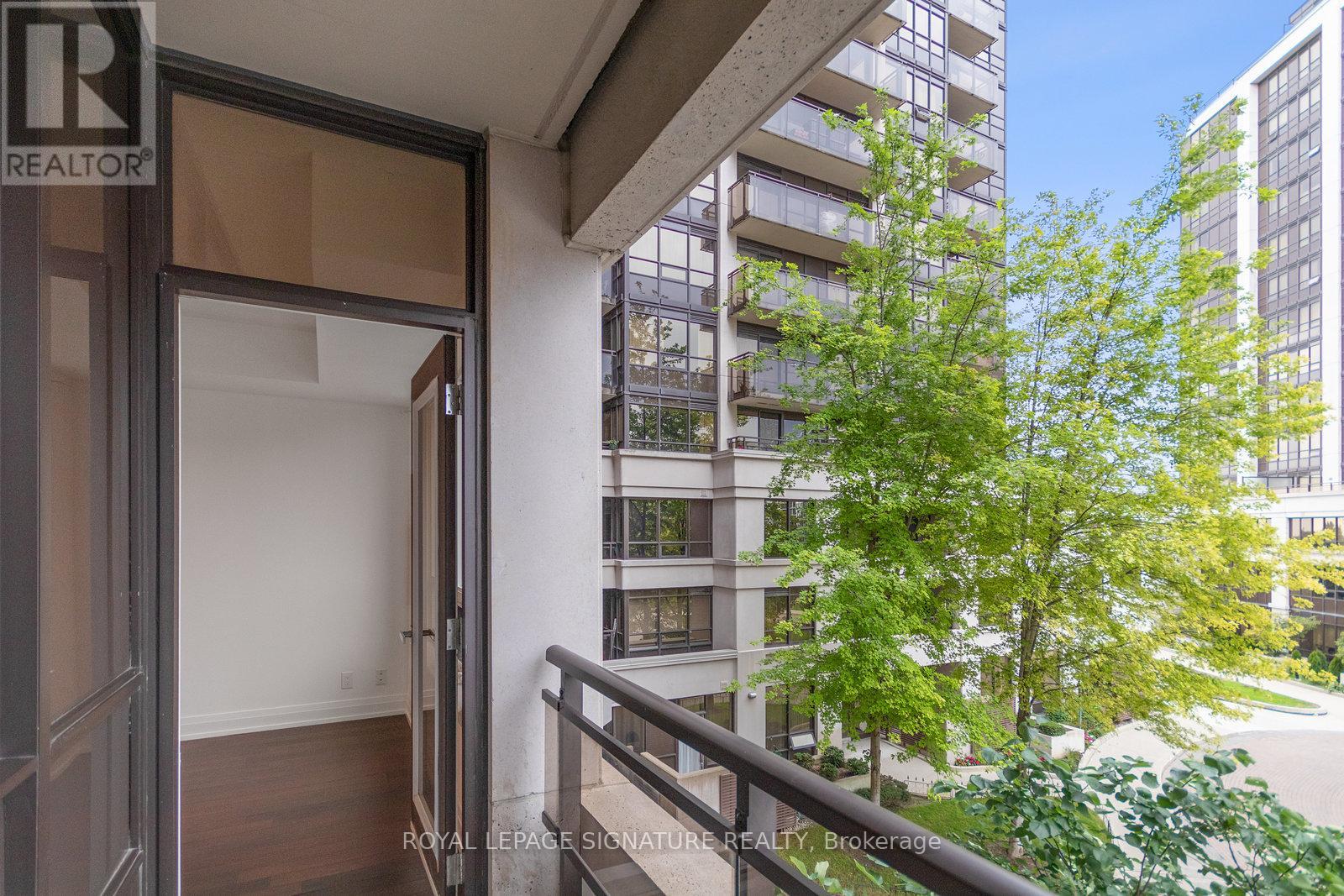 Photo 1 of 303 1060 Sheppard Avenue W, Toronto ON