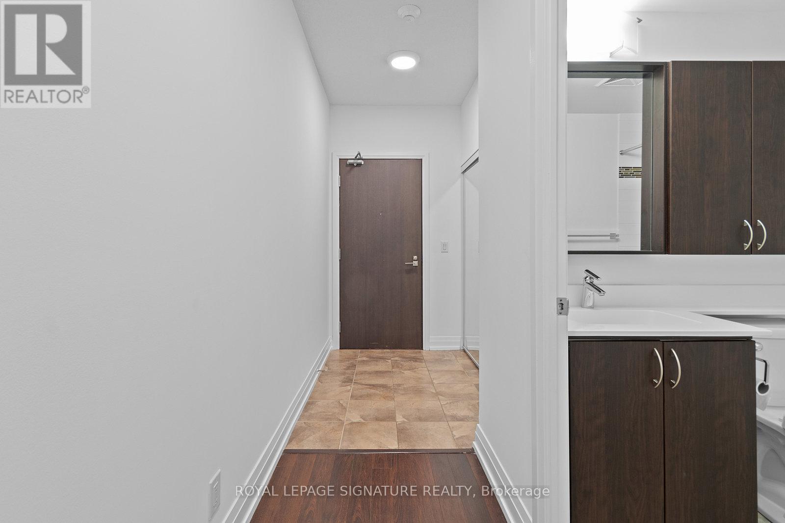 Photo 14 of 303 1060 Sheppard Avenue W, Toronto ON