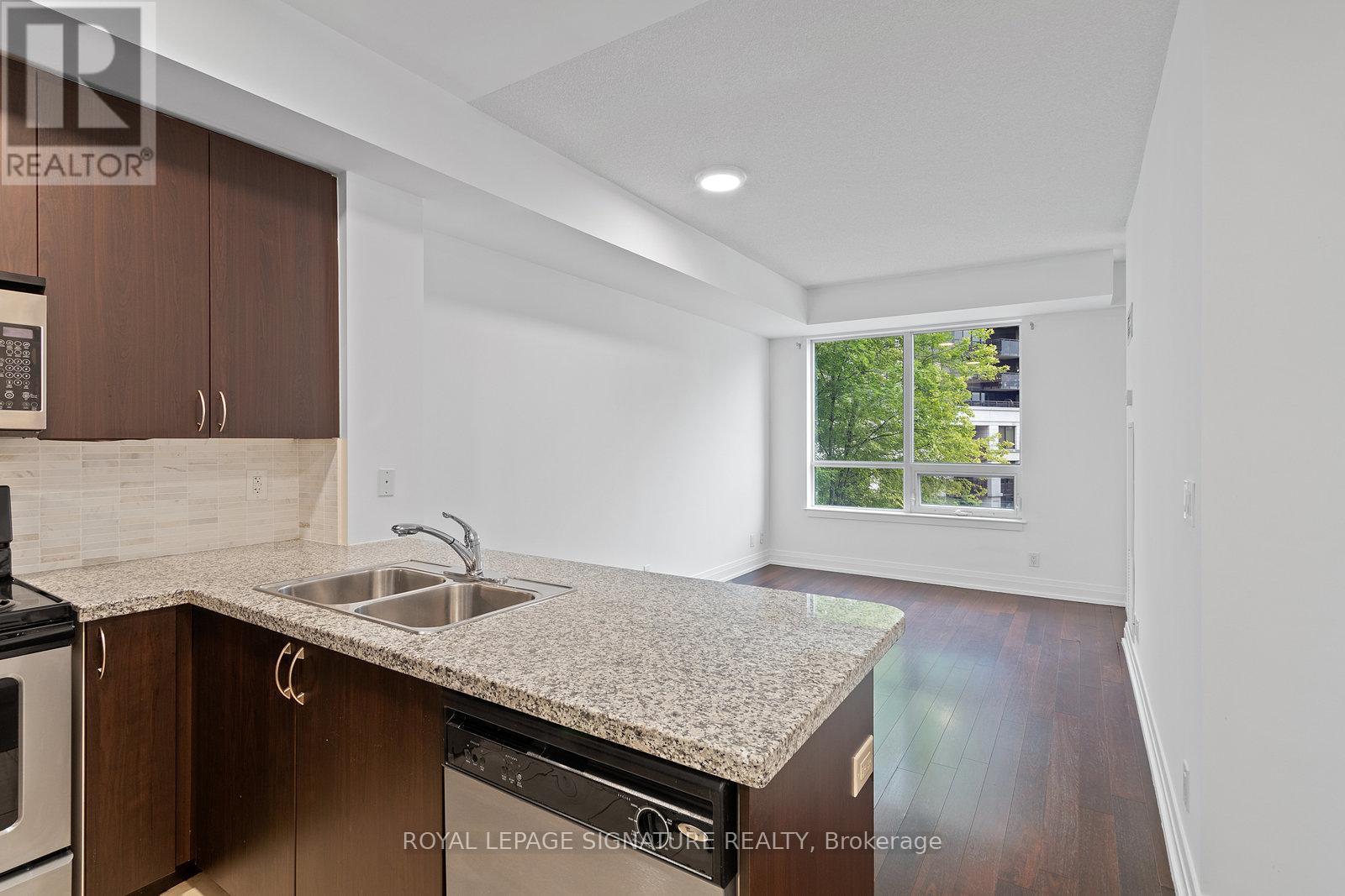 Photo 16 of 303 1060 Sheppard Avenue W, Toronto ON