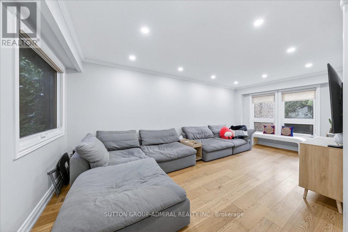 Photo 26 of 35 7080 Copenhagen Road, Mississauga ON