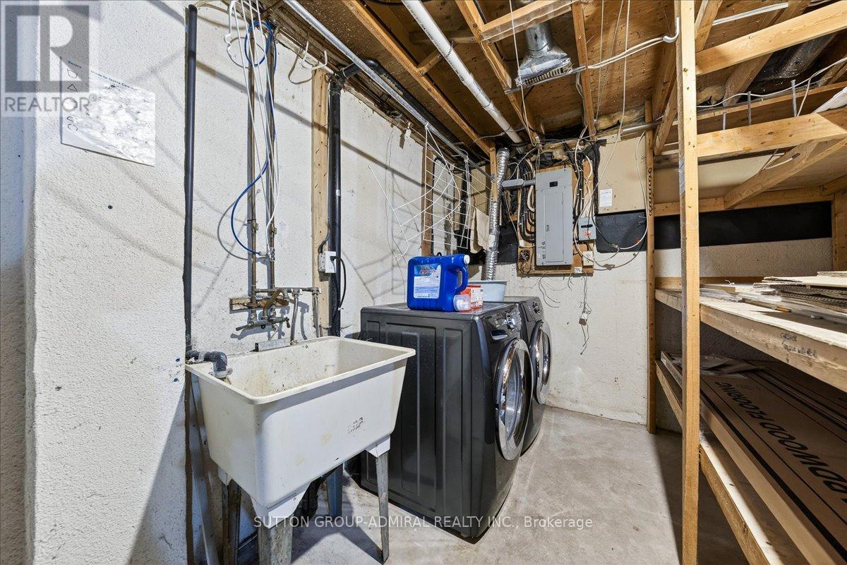 Photo 16 of 35 7080 Copenhagen Road, Mississauga ON