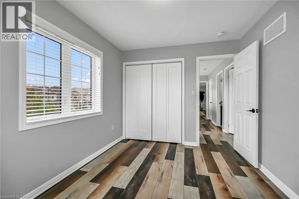 Photo 7 of 143 Thompson Road, Caledonia ON