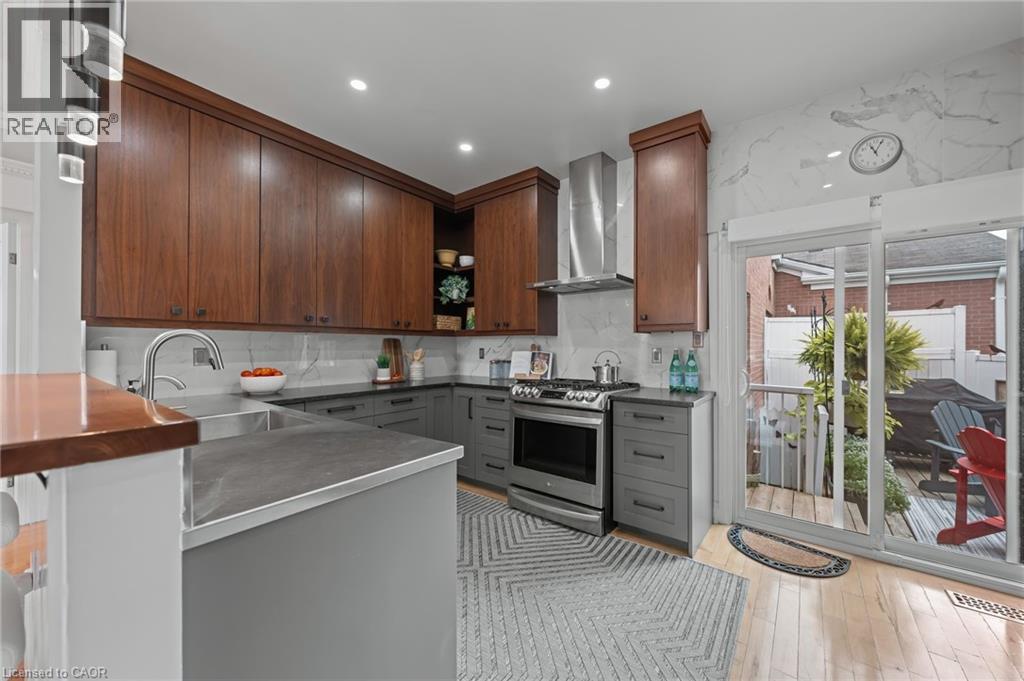 Photo 37 of 341 George Street N Unit 4, Cambridge ON