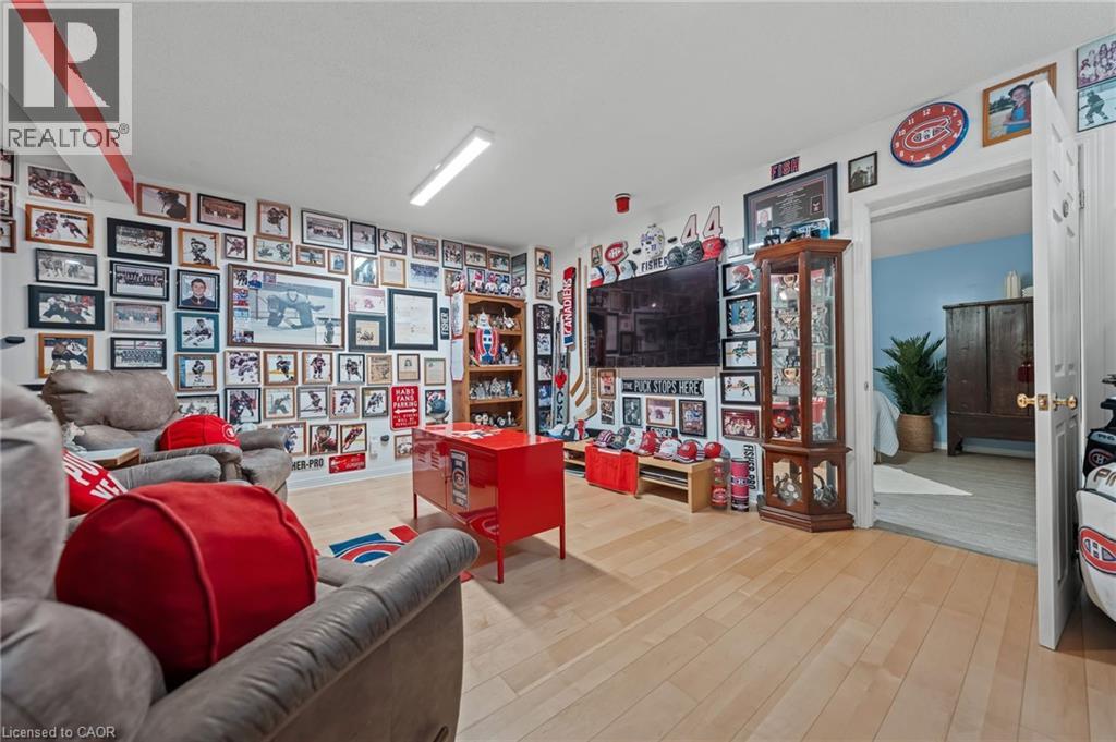 Photo 47 of 341 George Street N Unit 4, Cambridge ON