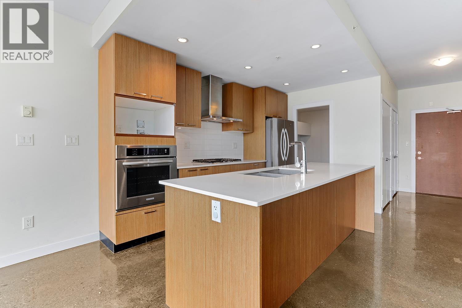 Photo 10 of 805 221 Union Street, Vancouver BC