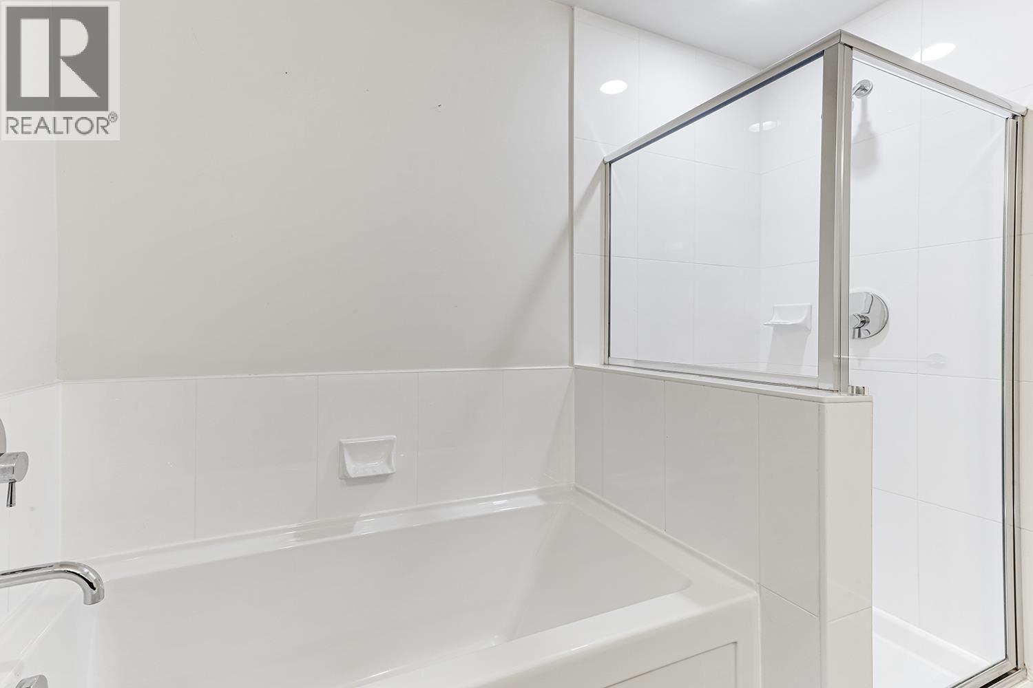 Photo 23 of 805 221 Union Street, Vancouver BC