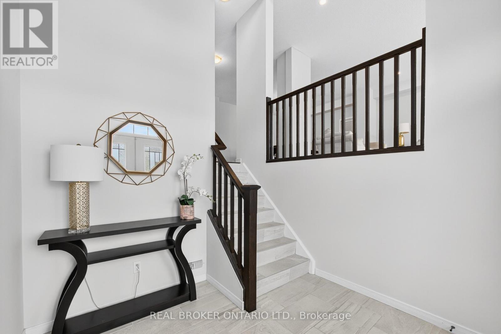 Photo 16 of 326 Moorlands Crescent, Kitchener ON