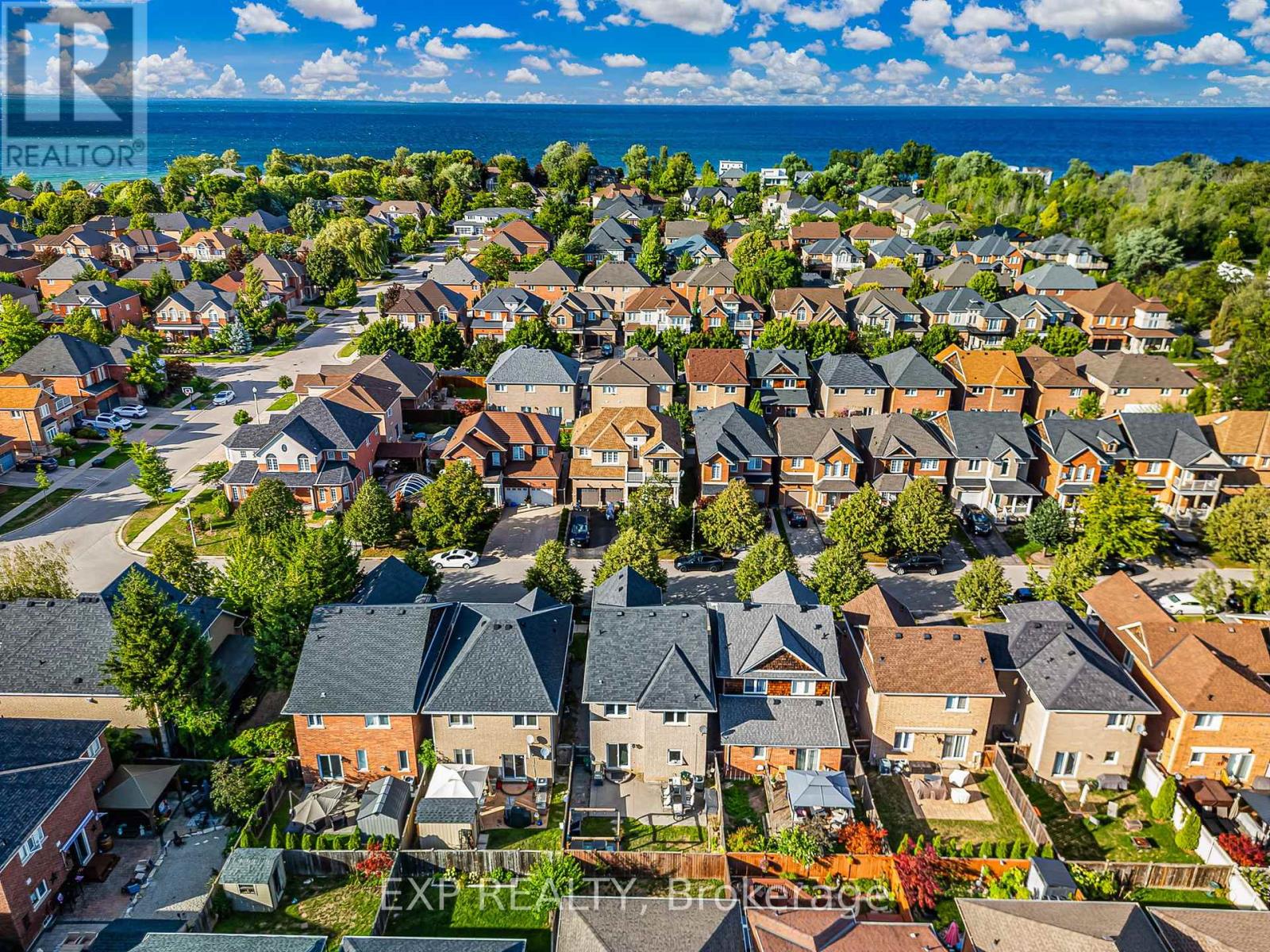 Photo 6 of 117 Glenmeadow Crescent, Hamilton ON