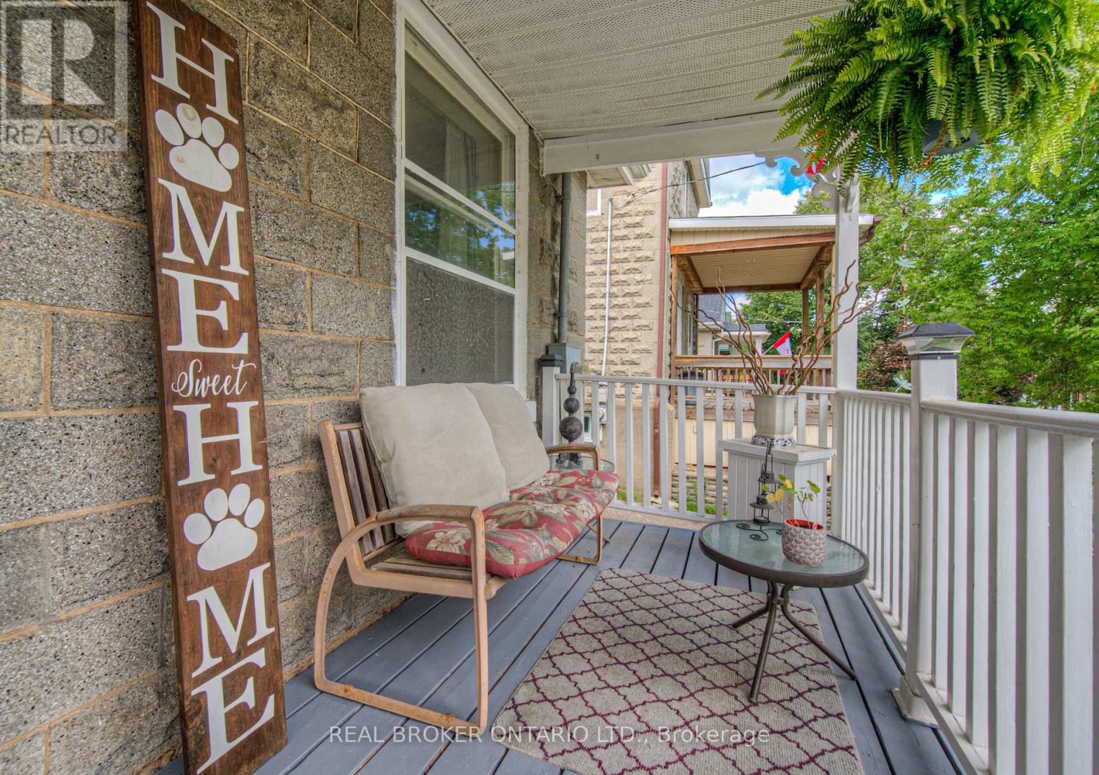 Photo 16 of 138 Forest Road, Cambridge ON