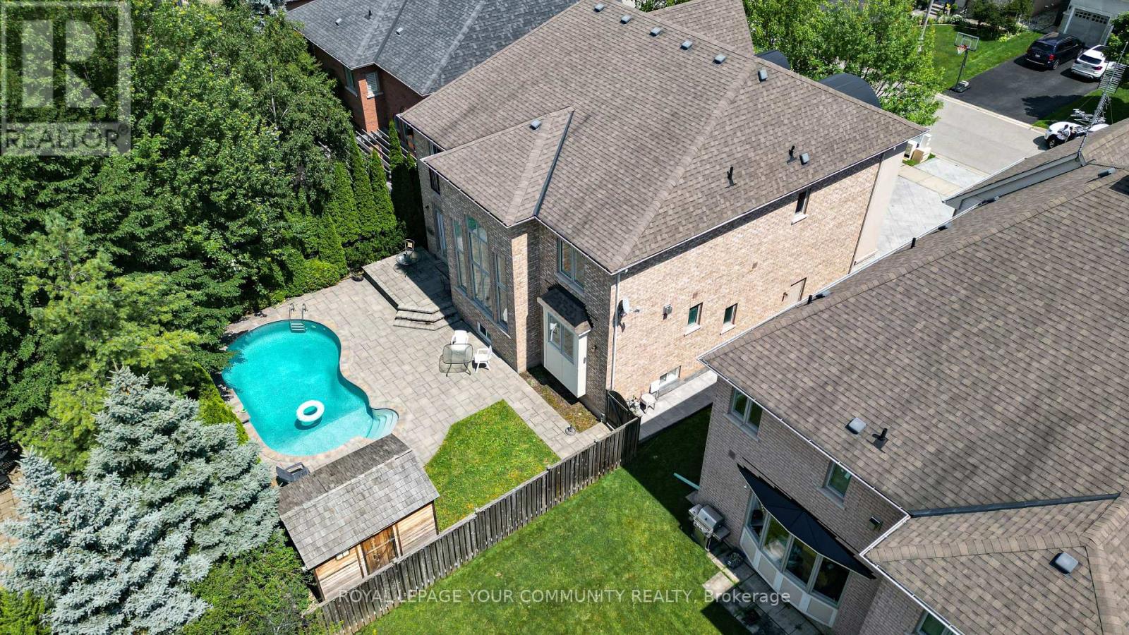Photo 14 of 3380 Mistwell Crescent N, Oakville ON