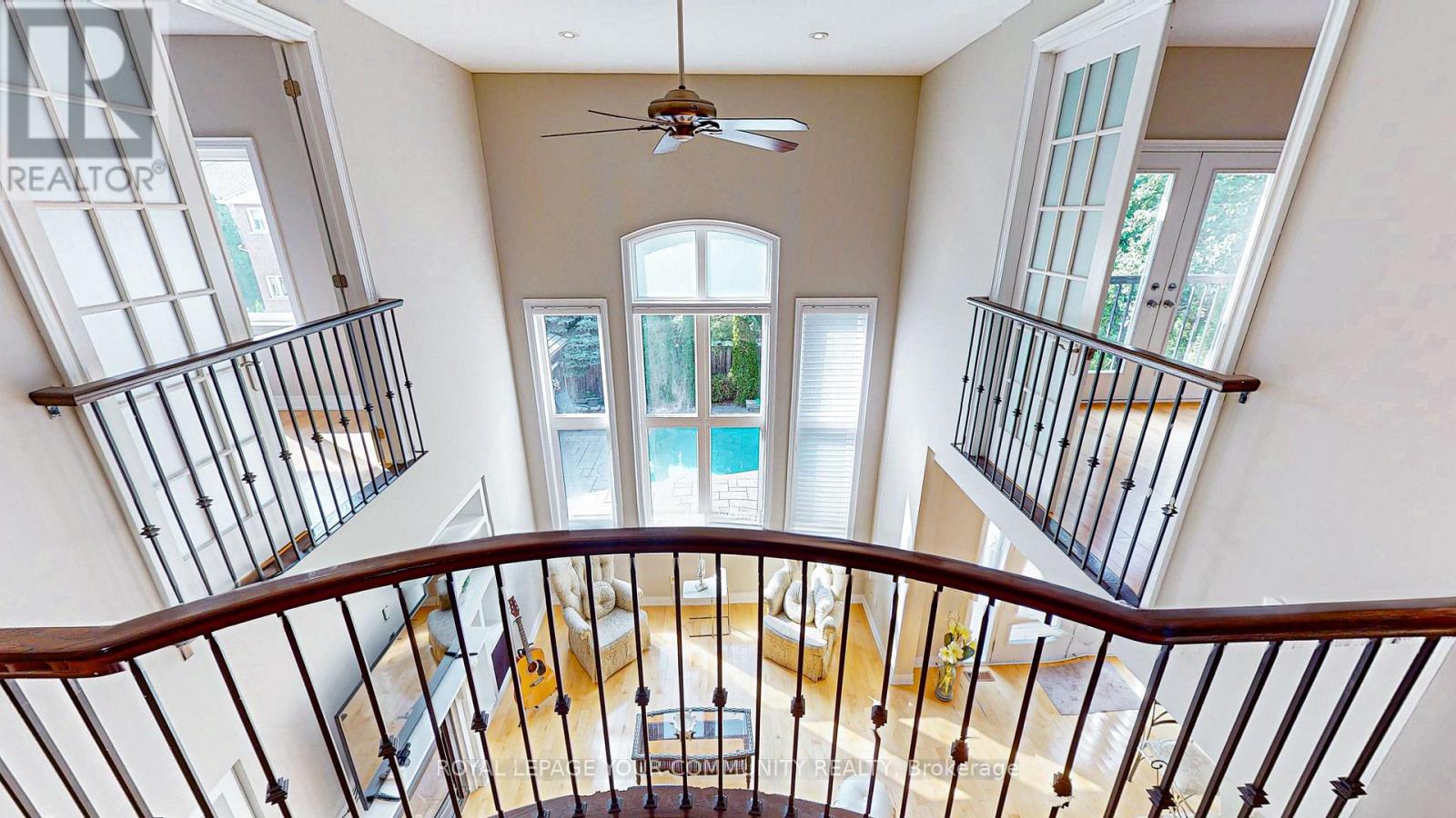 Photo 8 of 3380 Mistwell Crescent N, Oakville ON