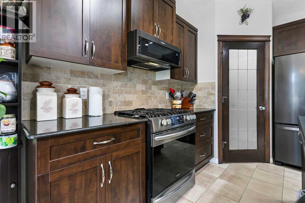 Photo 8 of 354 Kingsbury View Se, Airdrie AB