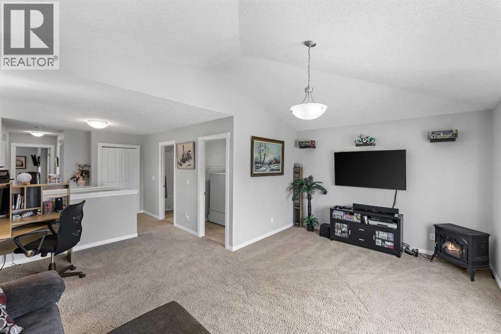 Photo 40 of 354 Kingsbury View Se, Airdrie AB