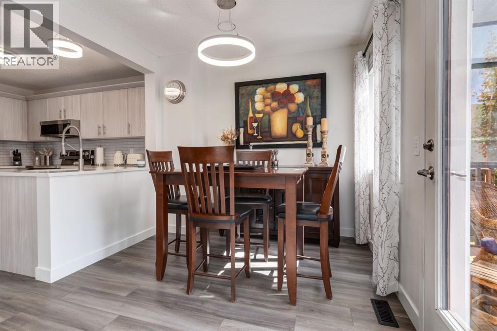 Photo 37 of 47 Springs Crescent Se, Airdrie AB