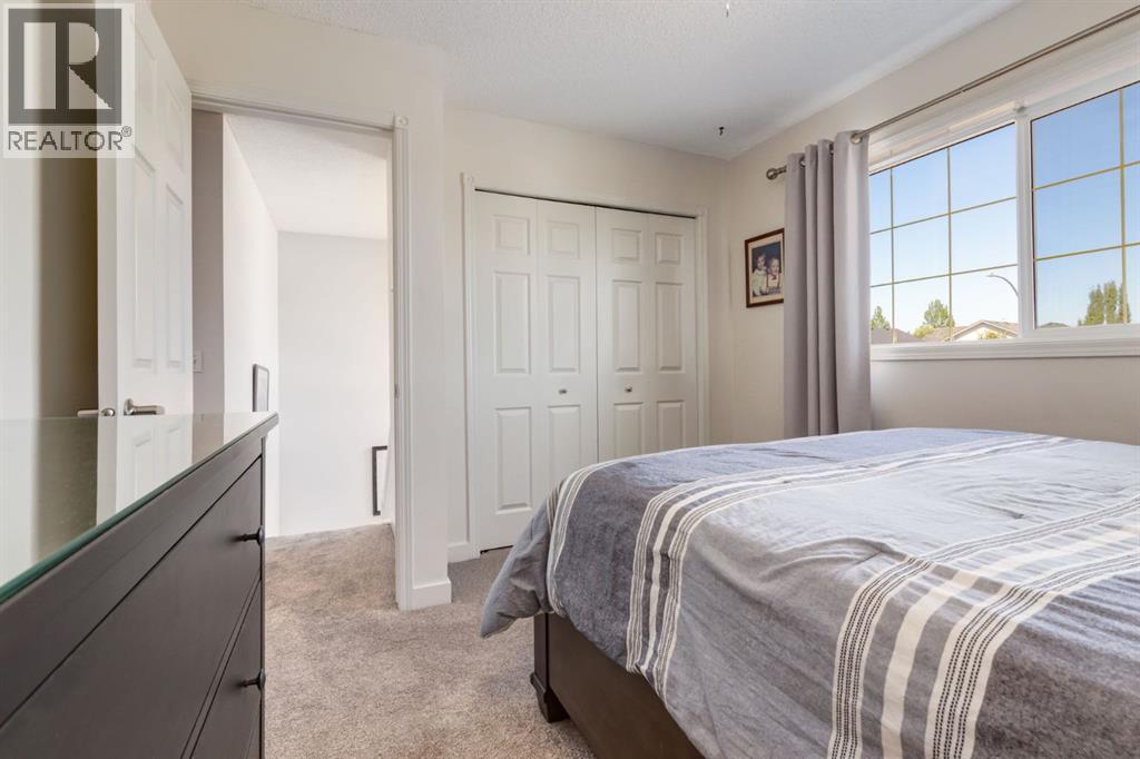 Photo 47 of 47 Springs Crescent Se, Airdrie AB