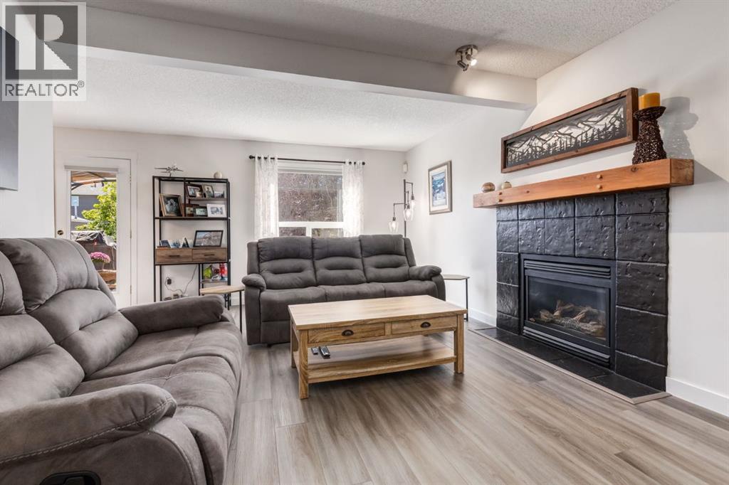 Photo 11 of 47 Springs Crescent Se, Airdrie AB