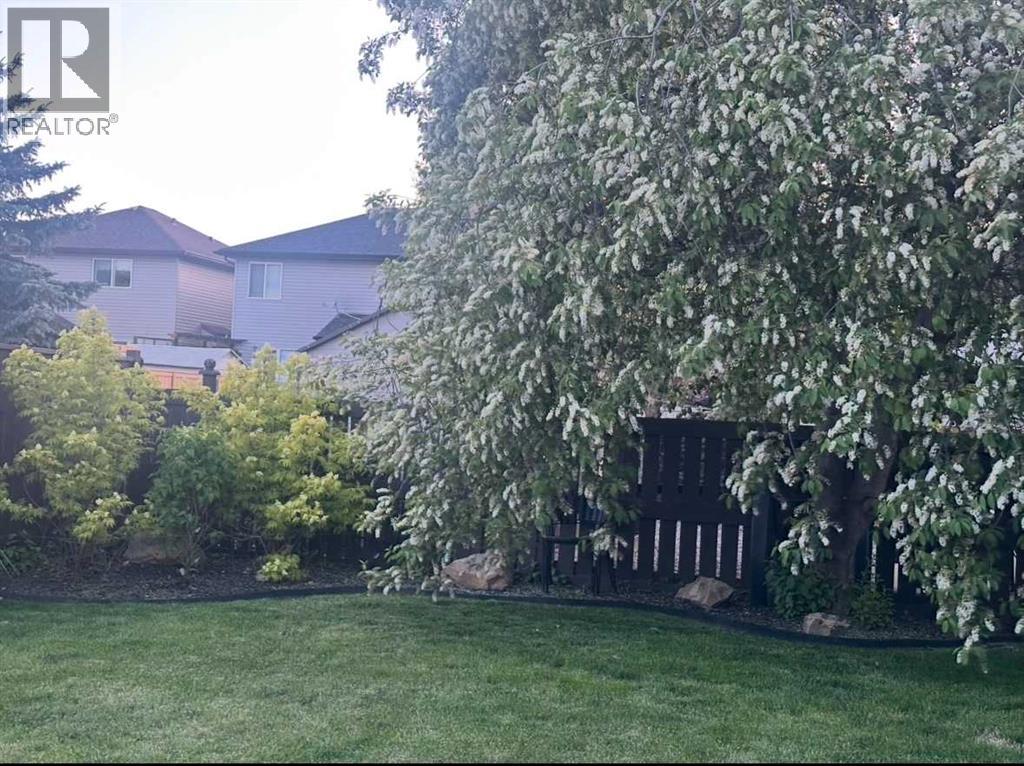 Photo 22 of 47 Springs Crescent Se, Airdrie AB