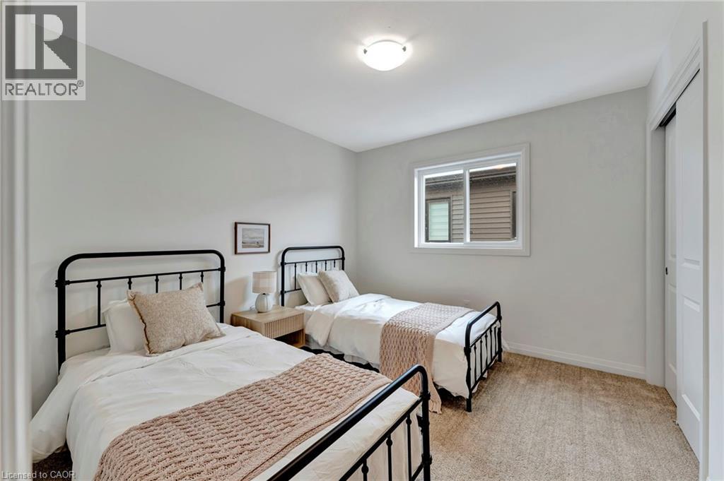 Photo 18 of 49 Willson Drive, Thorold ON
