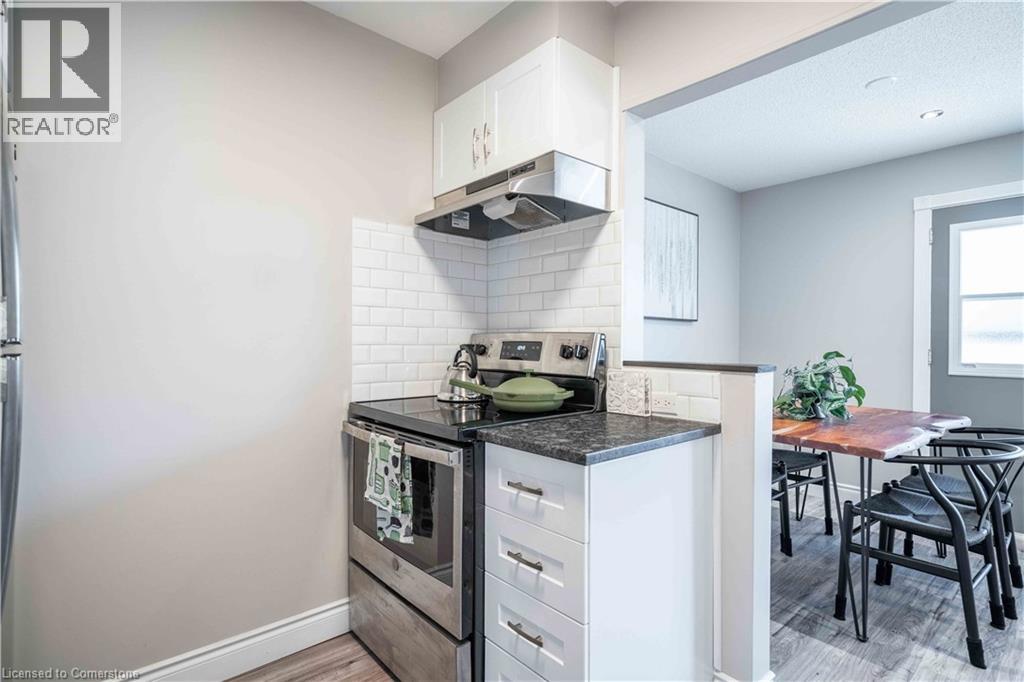 Photo 3 of 1396 Upper Ottawa Street Unit 33, Hamilton ON