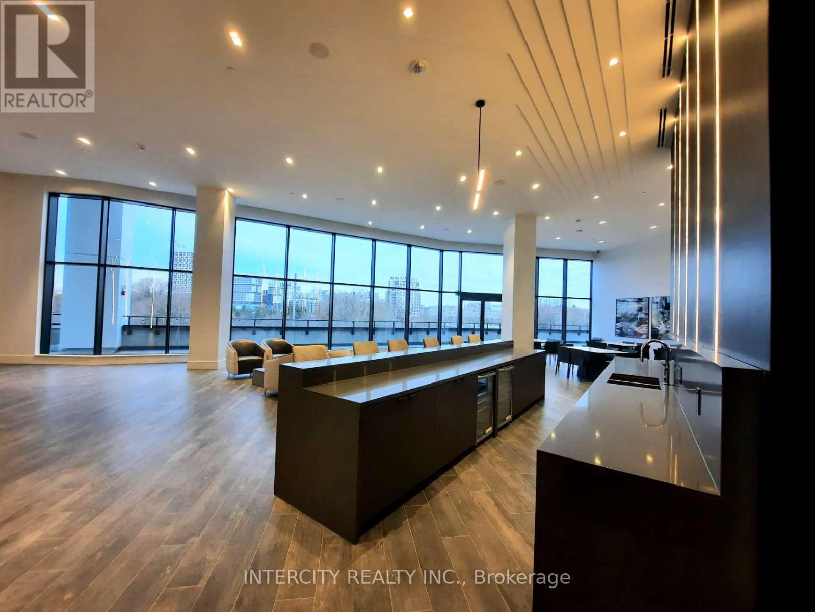 Photo 21 of 1806 18 Water Walk Drive, Markham ON