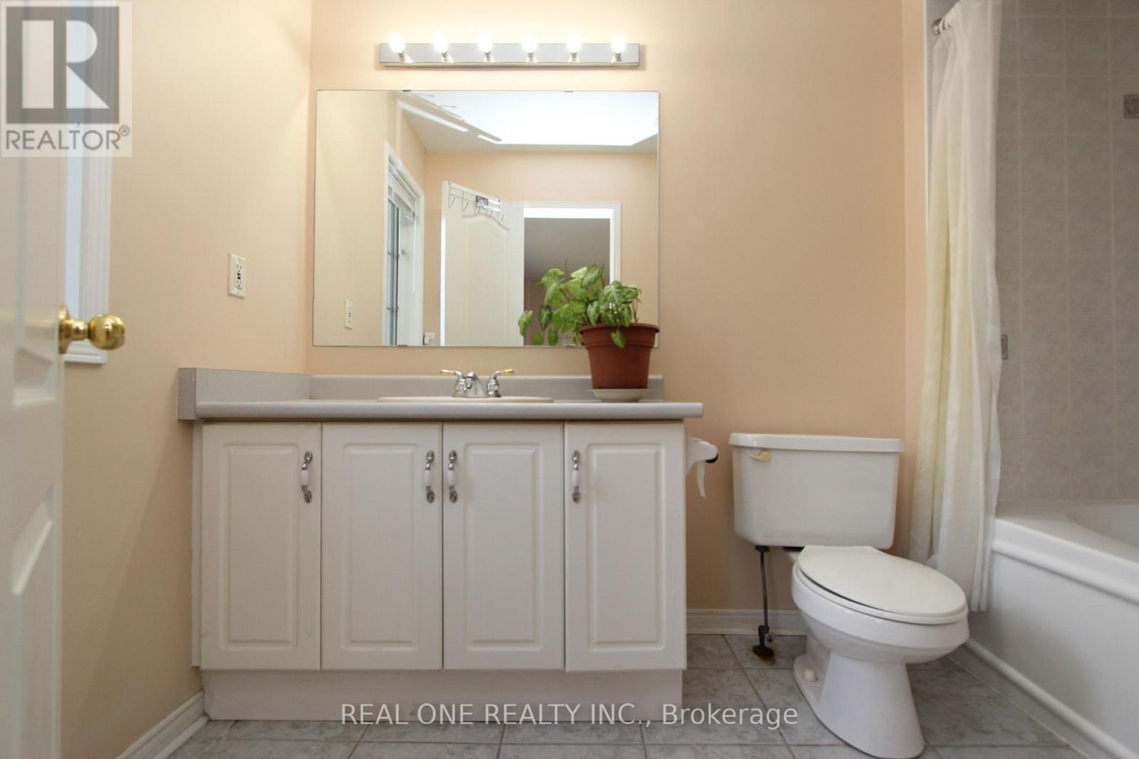 Single Family House for Sale in  FOREST RUN BOULEVARD Vaughan (Patterson) 