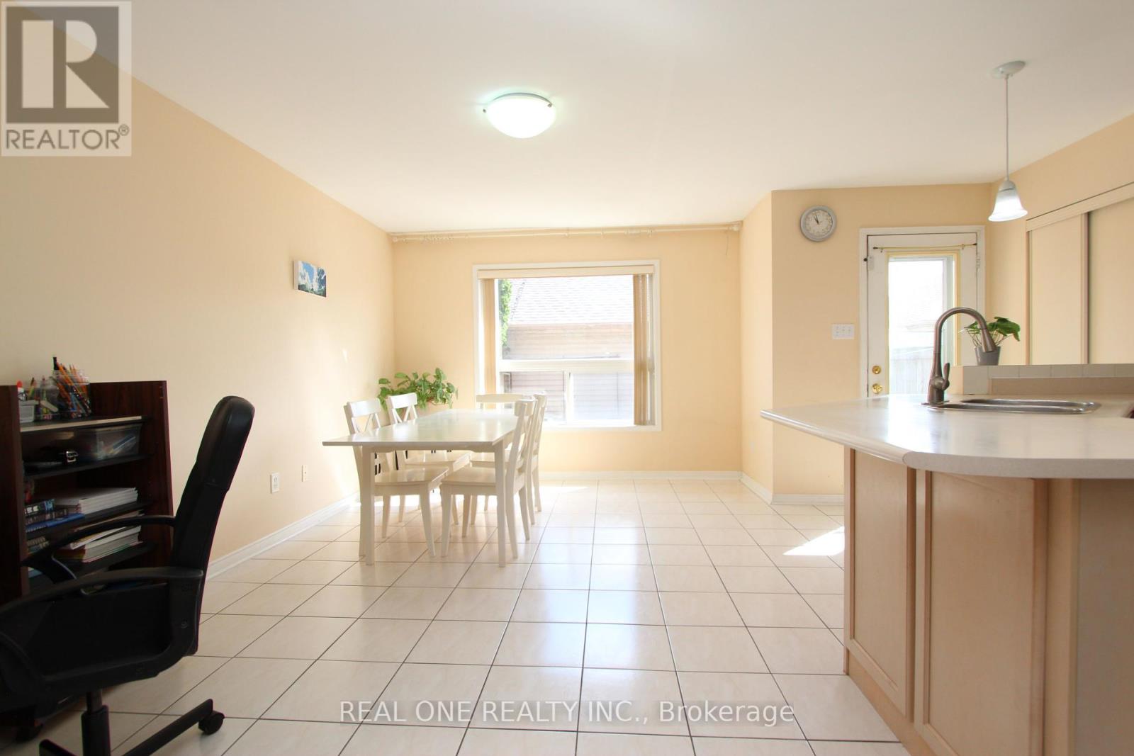Single Family House for Sale in  FOREST RUN BOULEVARD Vaughan (Patterson) 