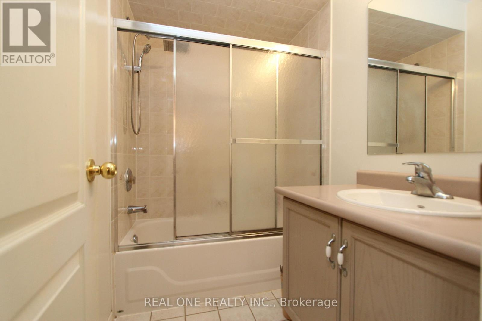 Single Family House for Sale in  FOREST RUN BOULEVARD Vaughan (Patterson) 