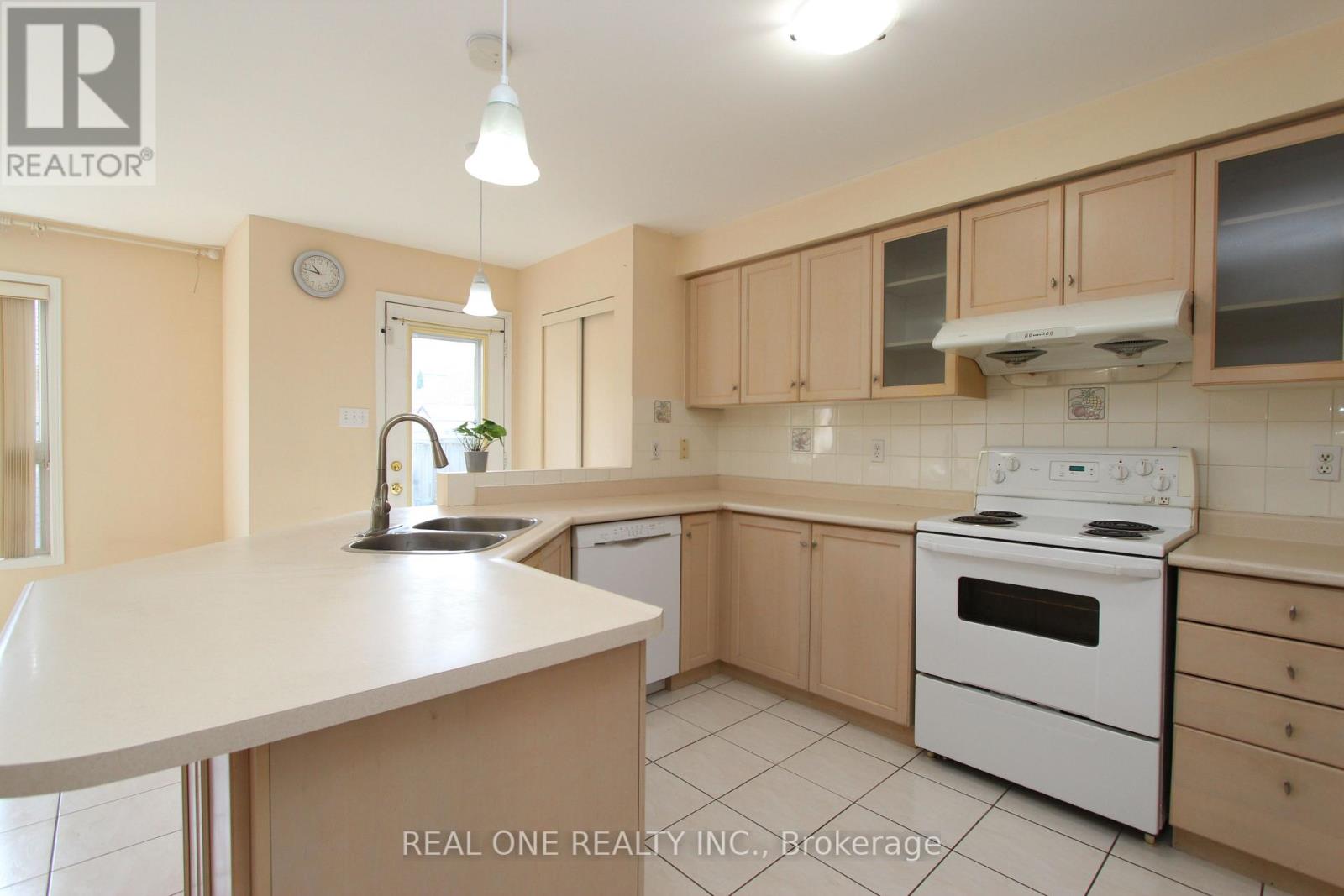 Single Family House for Sale in  FOREST RUN BOULEVARD Vaughan (Patterson) 