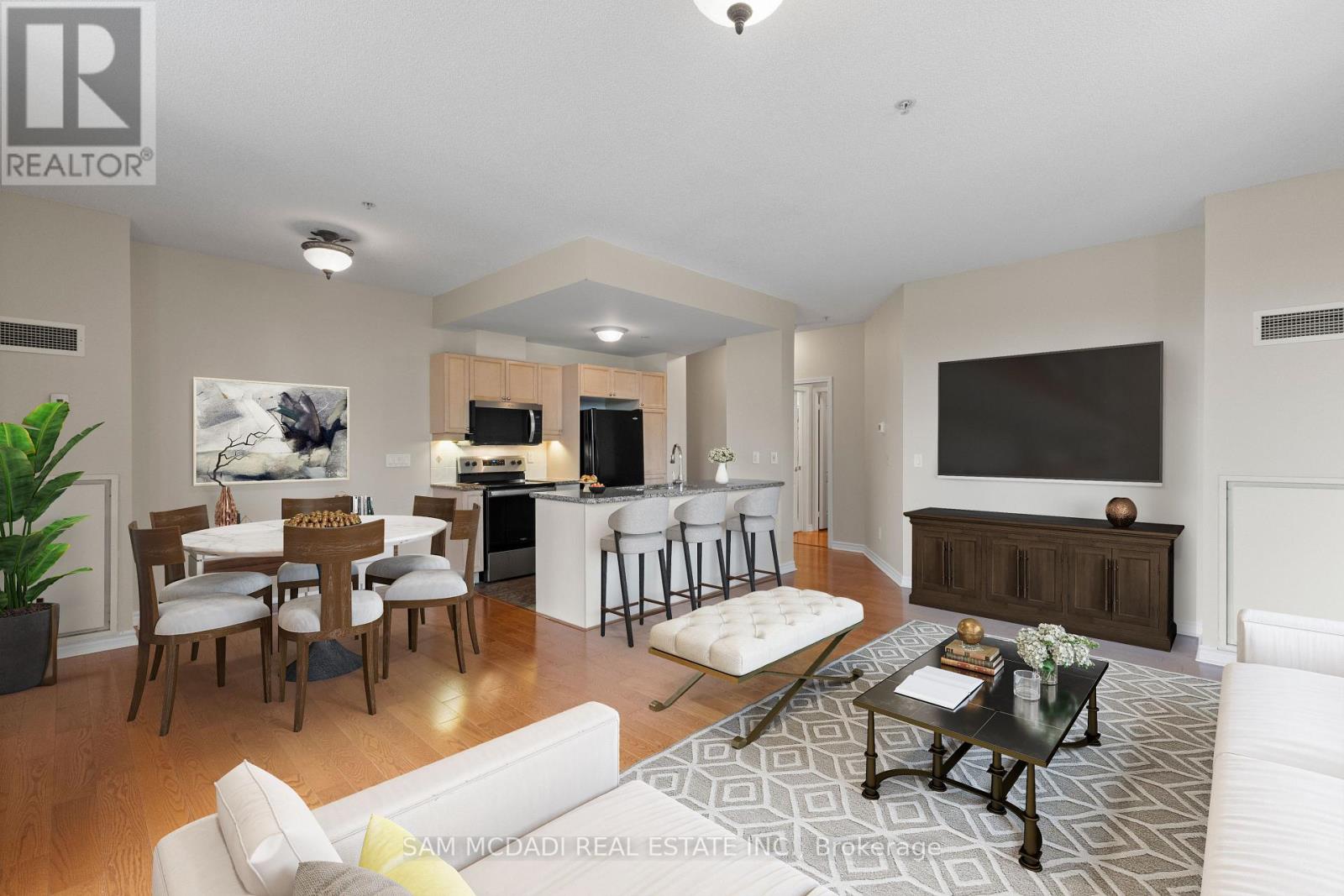 Photo 11 of 211 350 Princess Royal Drive, Mississauga ON