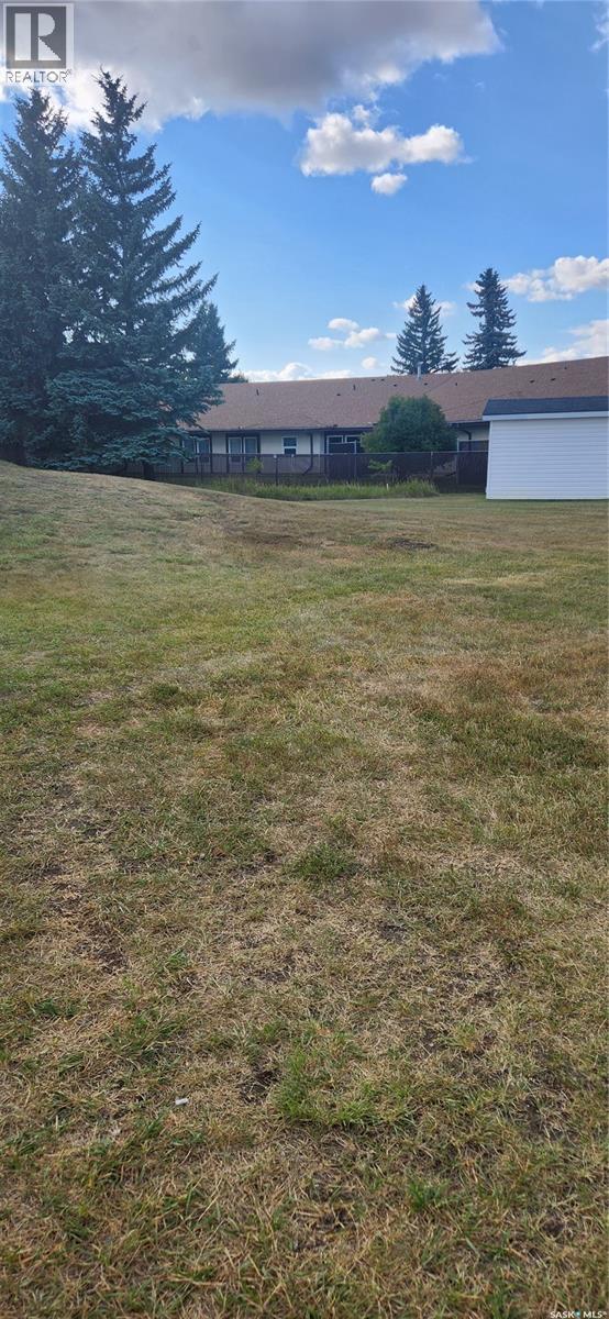 Photo 4 of 17 1292 Gordon Road, Moose Jaw SK