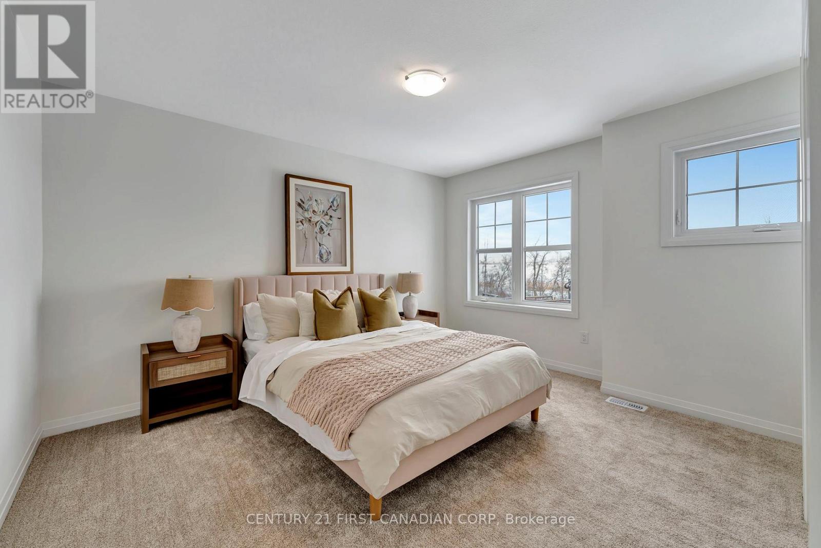 Photo 18 of 49 Willson Drive, Thorold ON