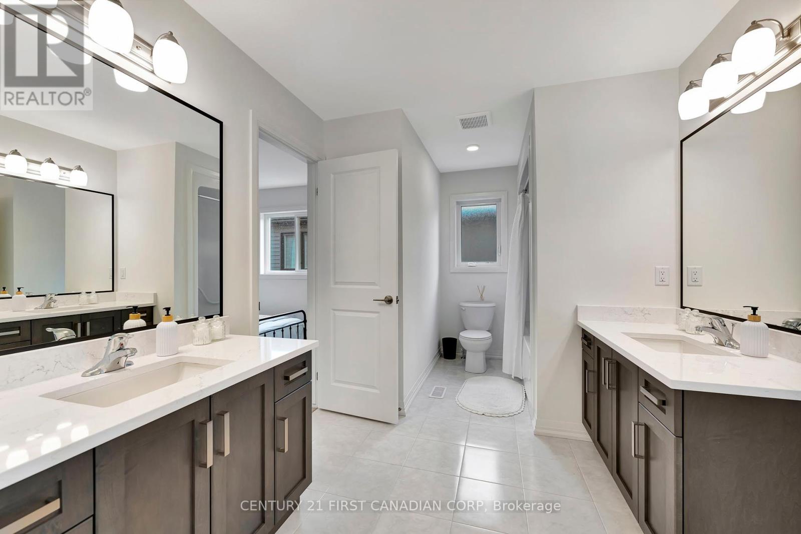 Photo 9 of 49 Willson Drive, Thorold ON