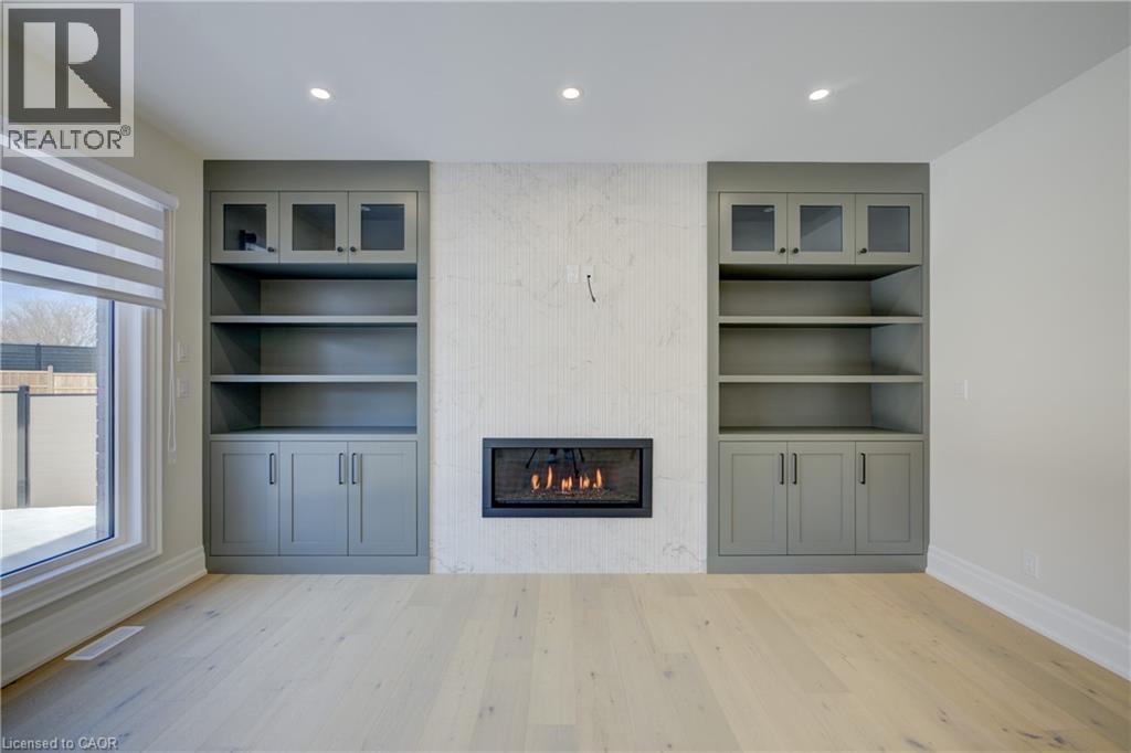 Photo 26 of 47 Pioneer Ridge Drive, Kitchener ON