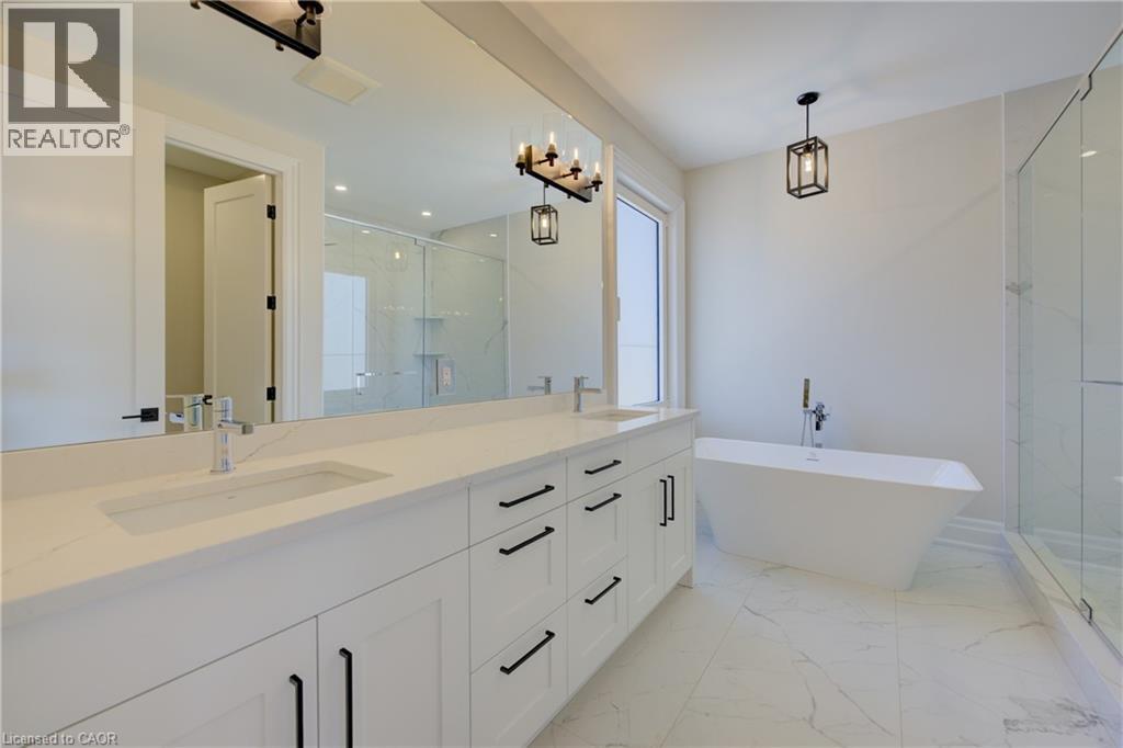 Photo 43 of 47 Pioneer Ridge Drive, Kitchener ON