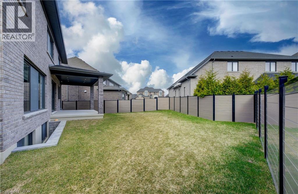 Photo 7 of 47 Pioneer Ridge Drive, Kitchener ON
