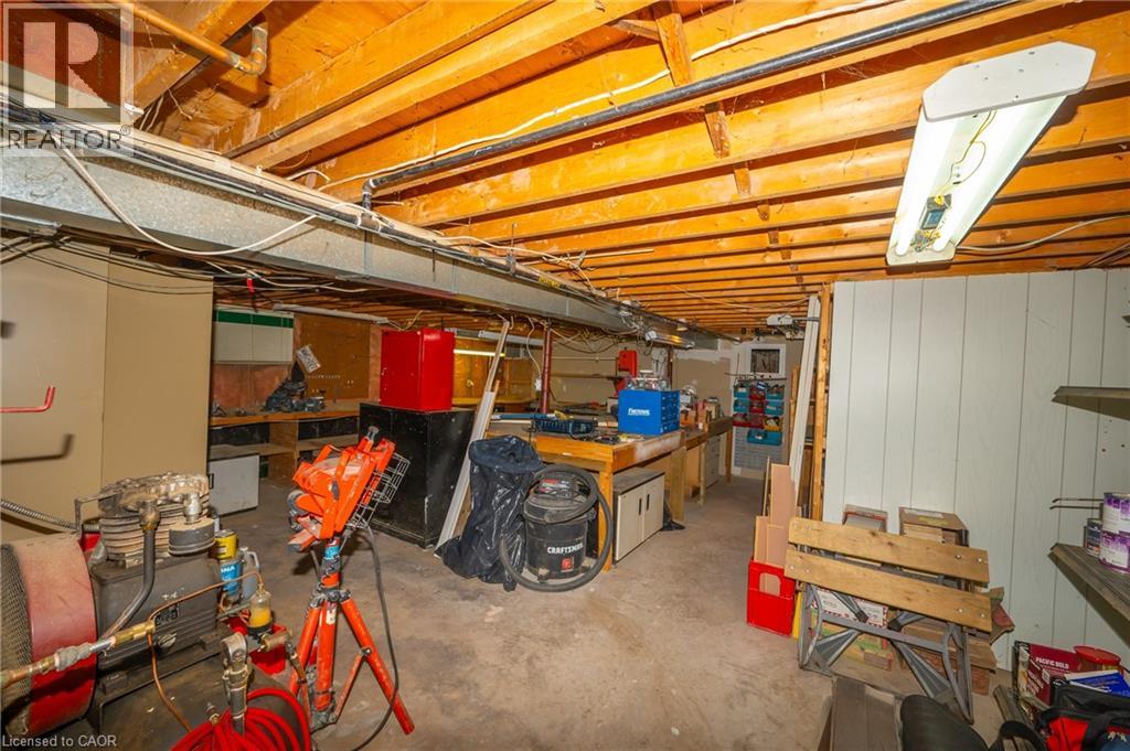 Photo 32 of 2 Cherry Avenue, Grimsby ON