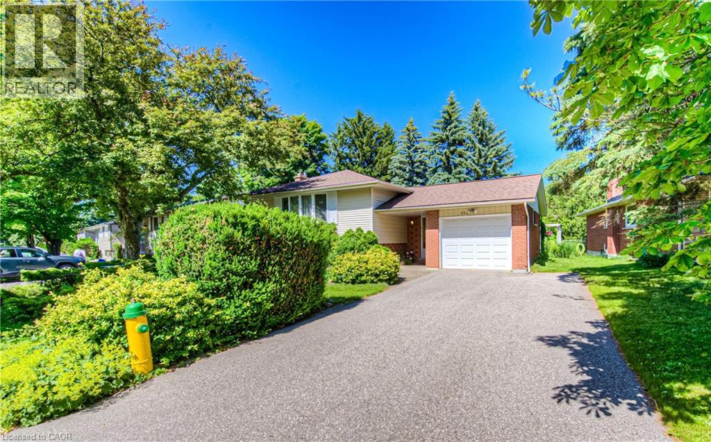 Photo 1 of 554 Sprucehill Avenue, Waterloo ON