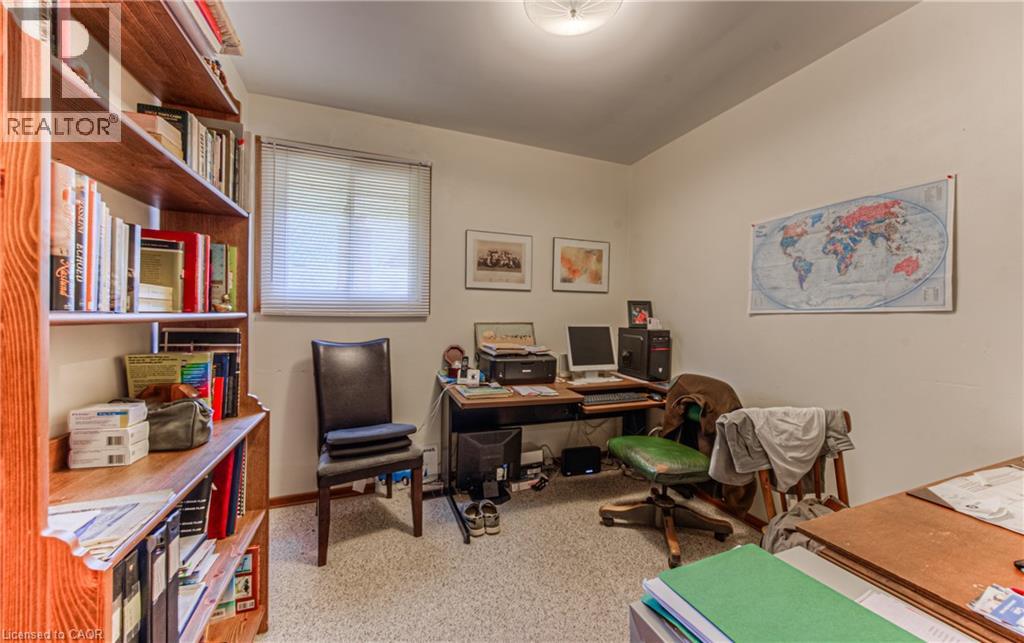 Photo 23 of 554 Sprucehill Avenue, Waterloo ON
