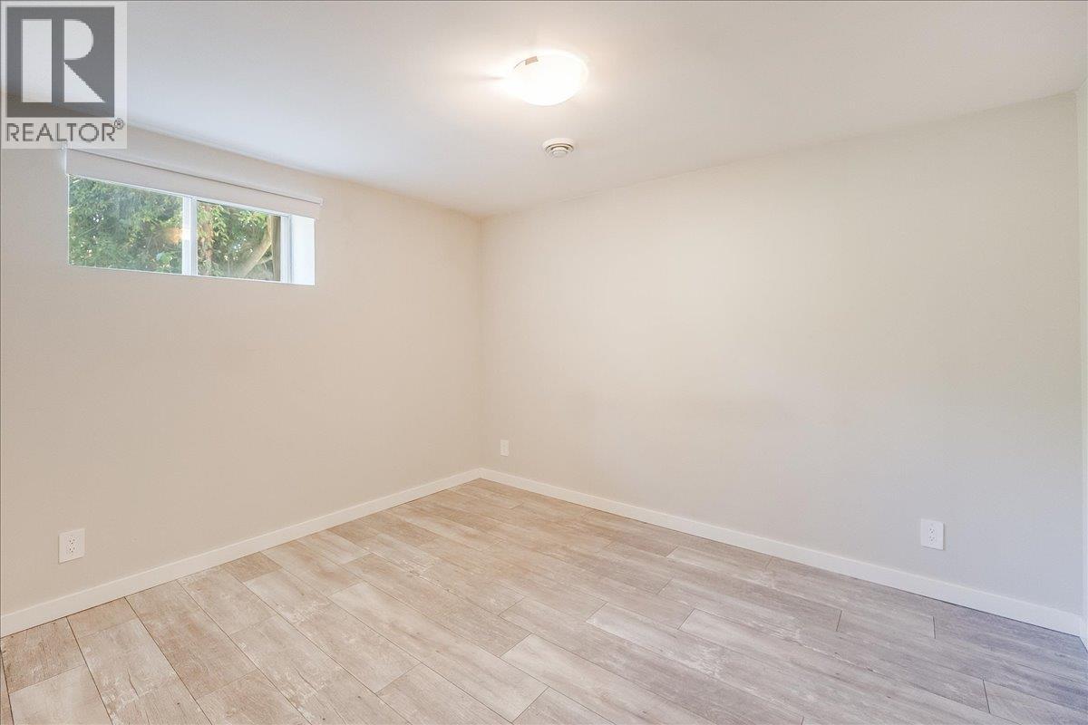 1916 Riverside Crescent, Castlegar