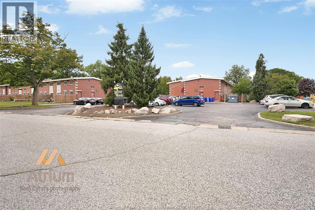 Photo 1 of 1990 Columbia Court Unit 22, Windsor ON