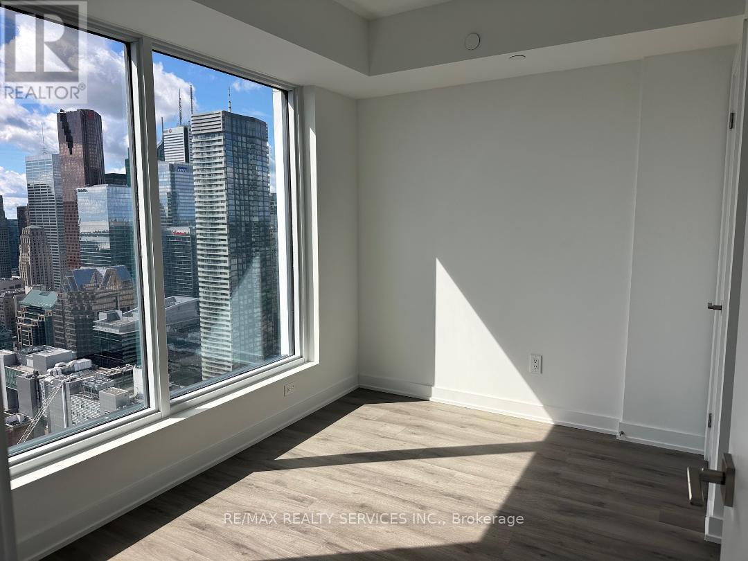 Photo 15 of 5612 252 Church Street, Toronto ON