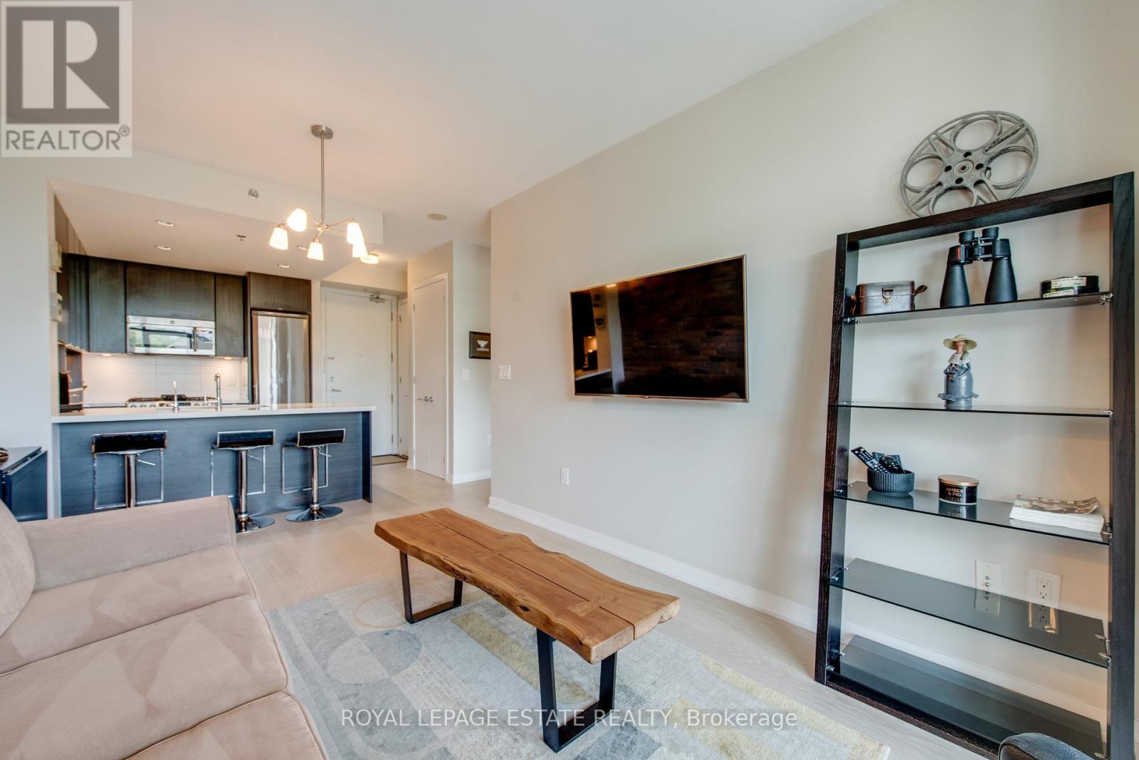 Photo 6 of 328 88 Colgate Avenue, Toronto ON