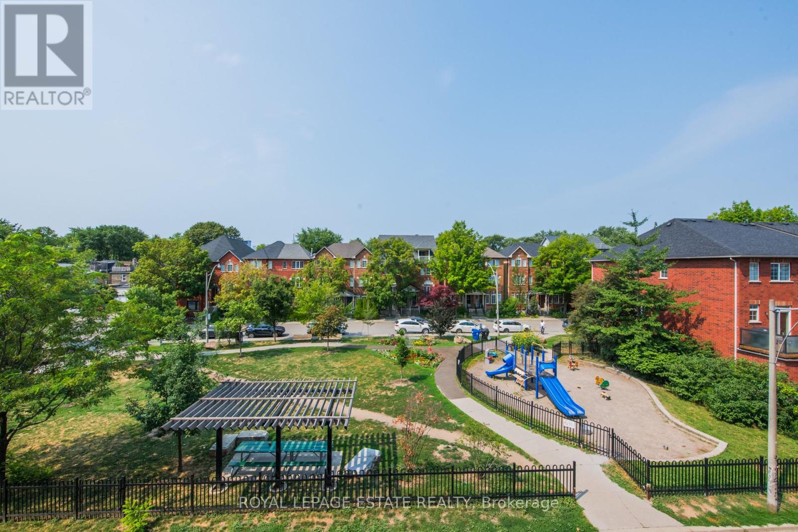 Photo 13 of 328 88 Colgate Avenue, Toronto ON