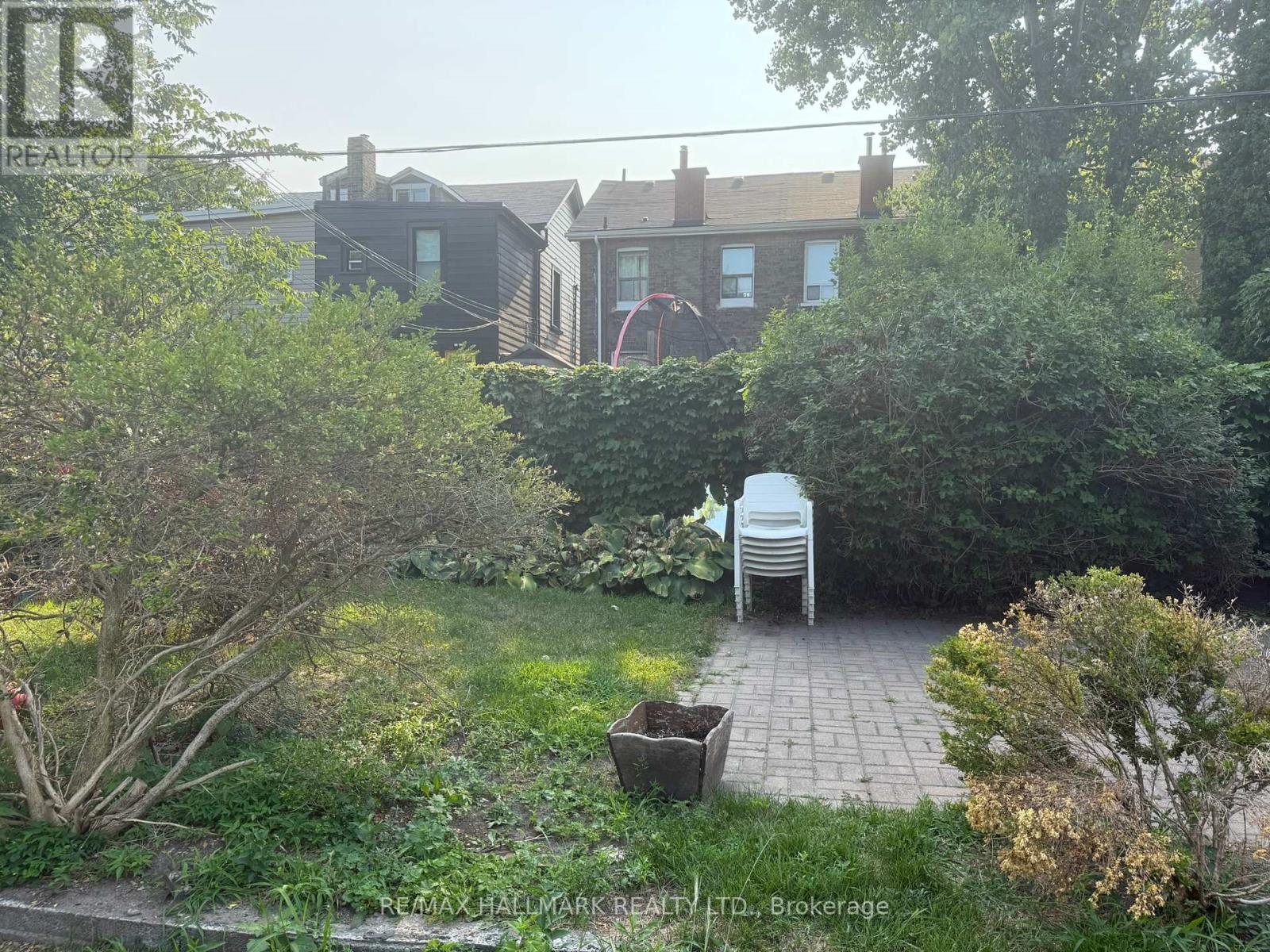 Photo 13 of Main 285 Bain Avenue, Toronto ON