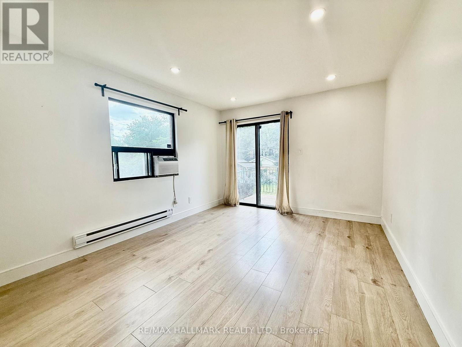 Photo 5 of Main 285 Bain Avenue, Toronto ON