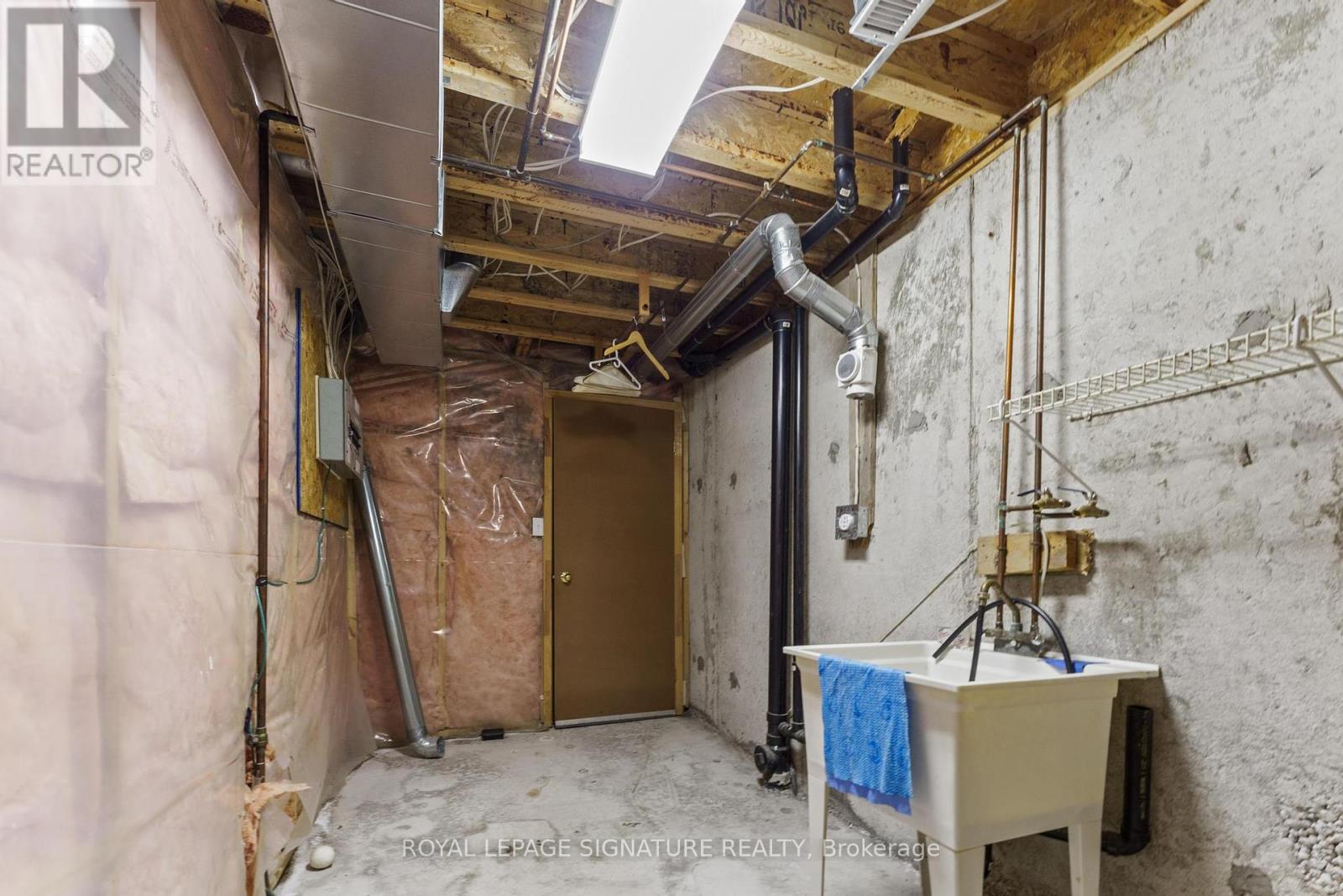 Photo 42 of 36 1867 Kingston Road, Pickering ON