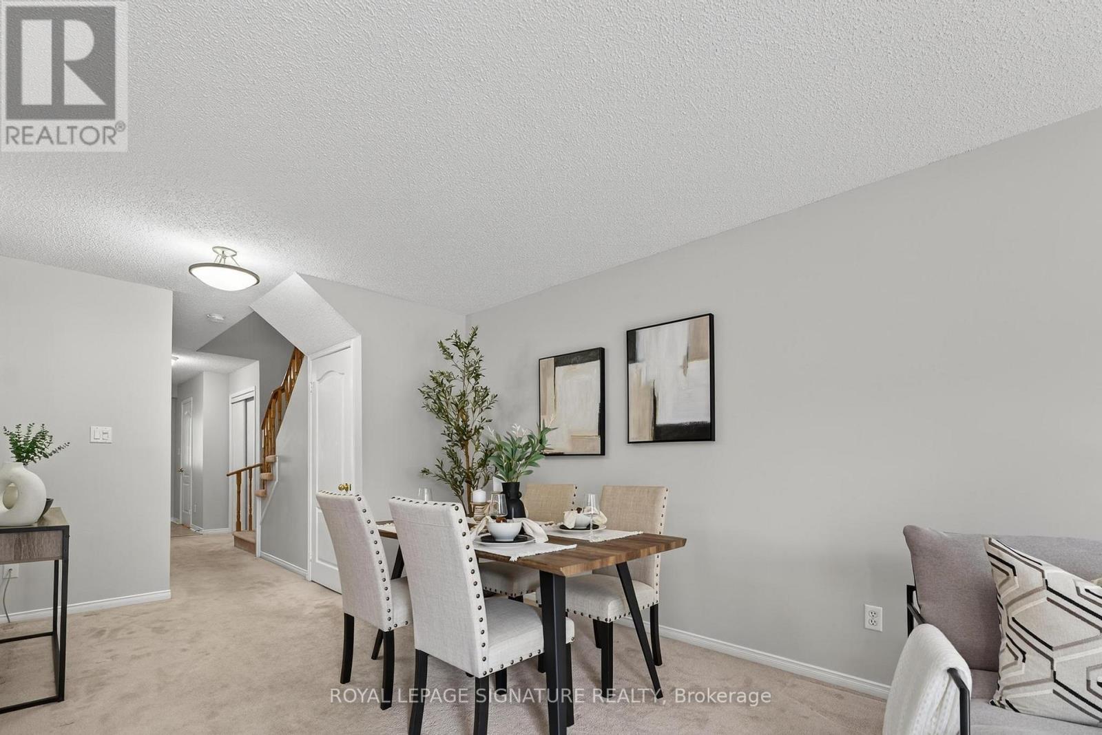 Photo 5 of 36 1867 Kingston Road, Pickering ON