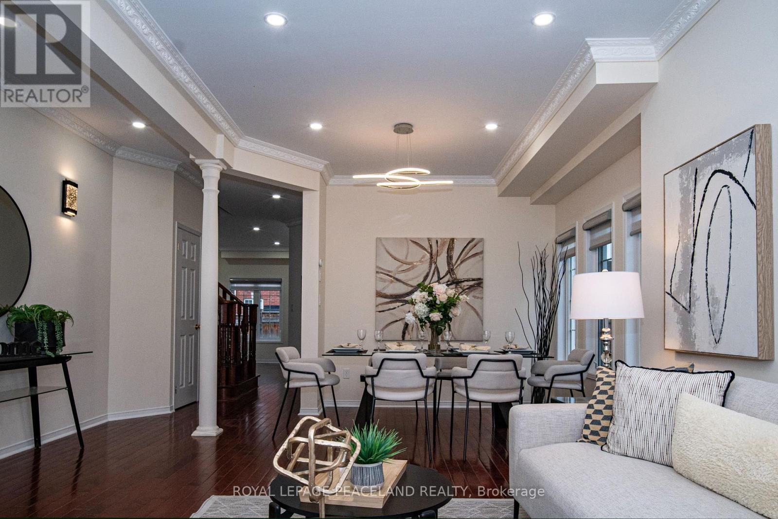 Photo 34 of 536 Forsyth Farm Drive, Whitchurchstouffville ON