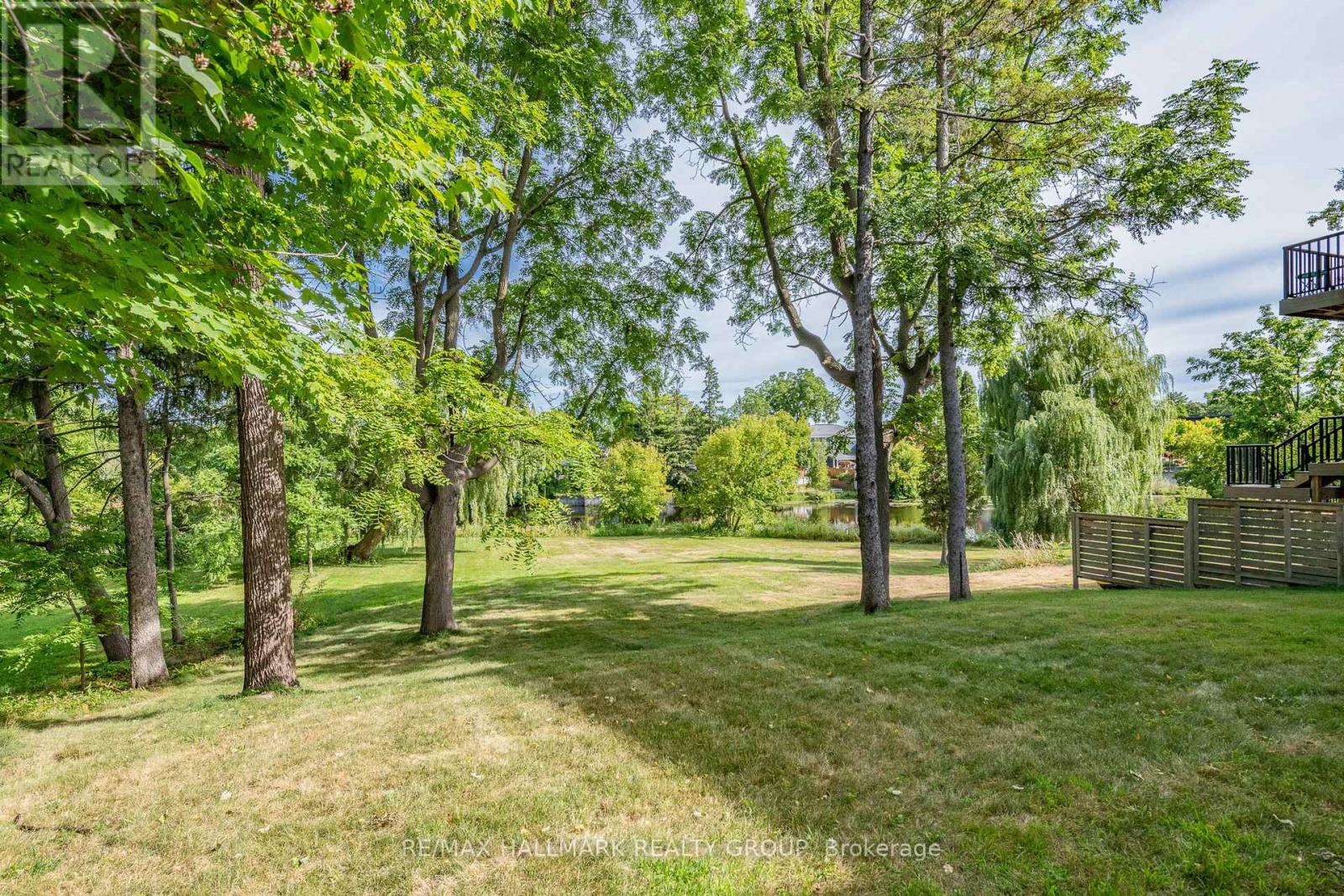 Photo 35 of 108 Clothier Street E, North Grenville ON